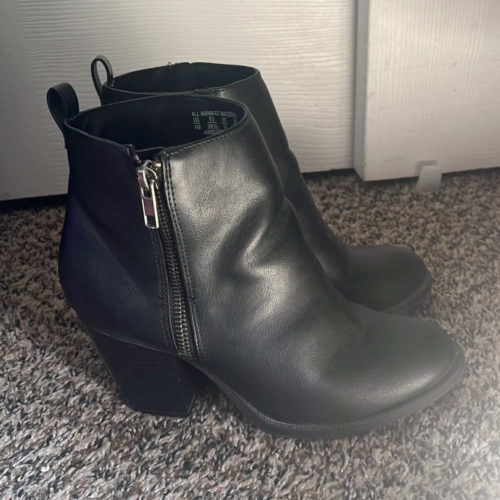 Black boots